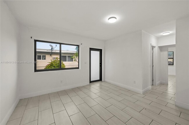 Building Photo - 2465 NW 35th St