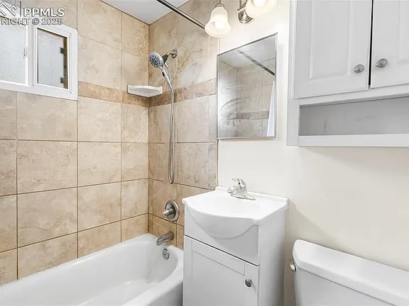 Foto del edificio - 317 W Harrison St