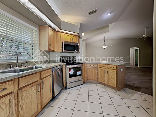 Building Photo - 4740 Treasure Cay Rd