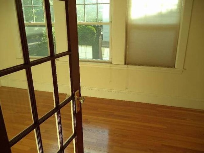 Office Extra Room - 38 Harvard Rd