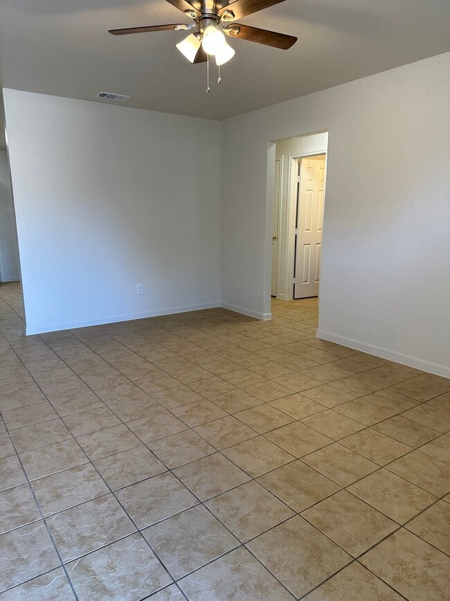 Foto del edificio - 1410 Natchez Trail