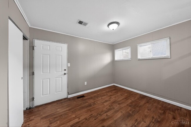 Building Photo - 9570 Pippin Rd