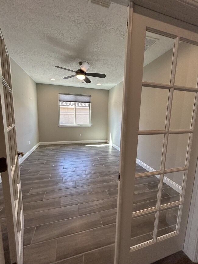 Building Photo - 2764 Kings Canyon Loop NE