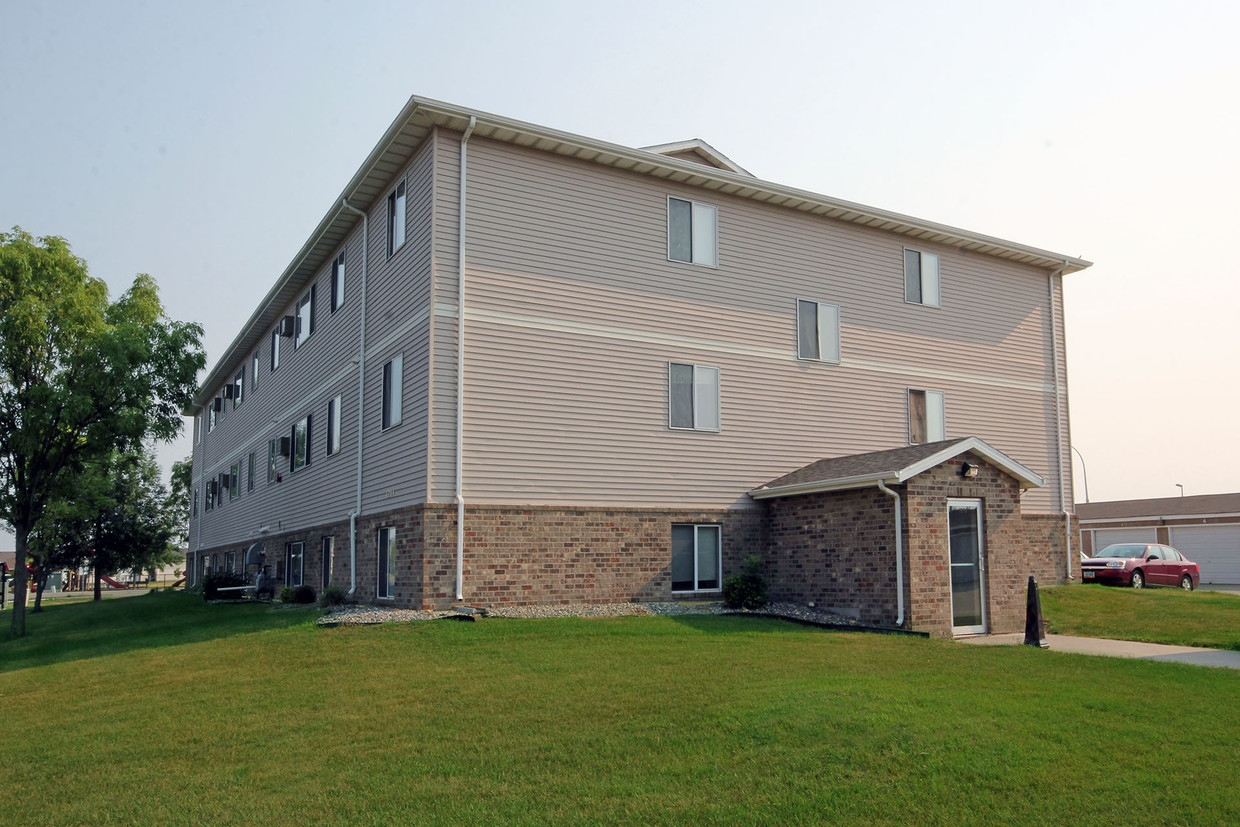 Efficiency Apartments Moorhead Mn