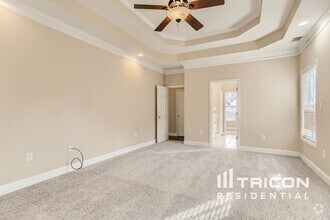 Building Photo - 227 English Oaks Ln
