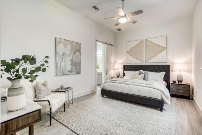 Foto del edificio - 1100 Peters St