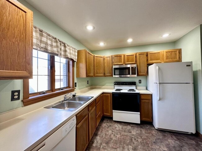 Photo - 18 Partridge Ct Apartment