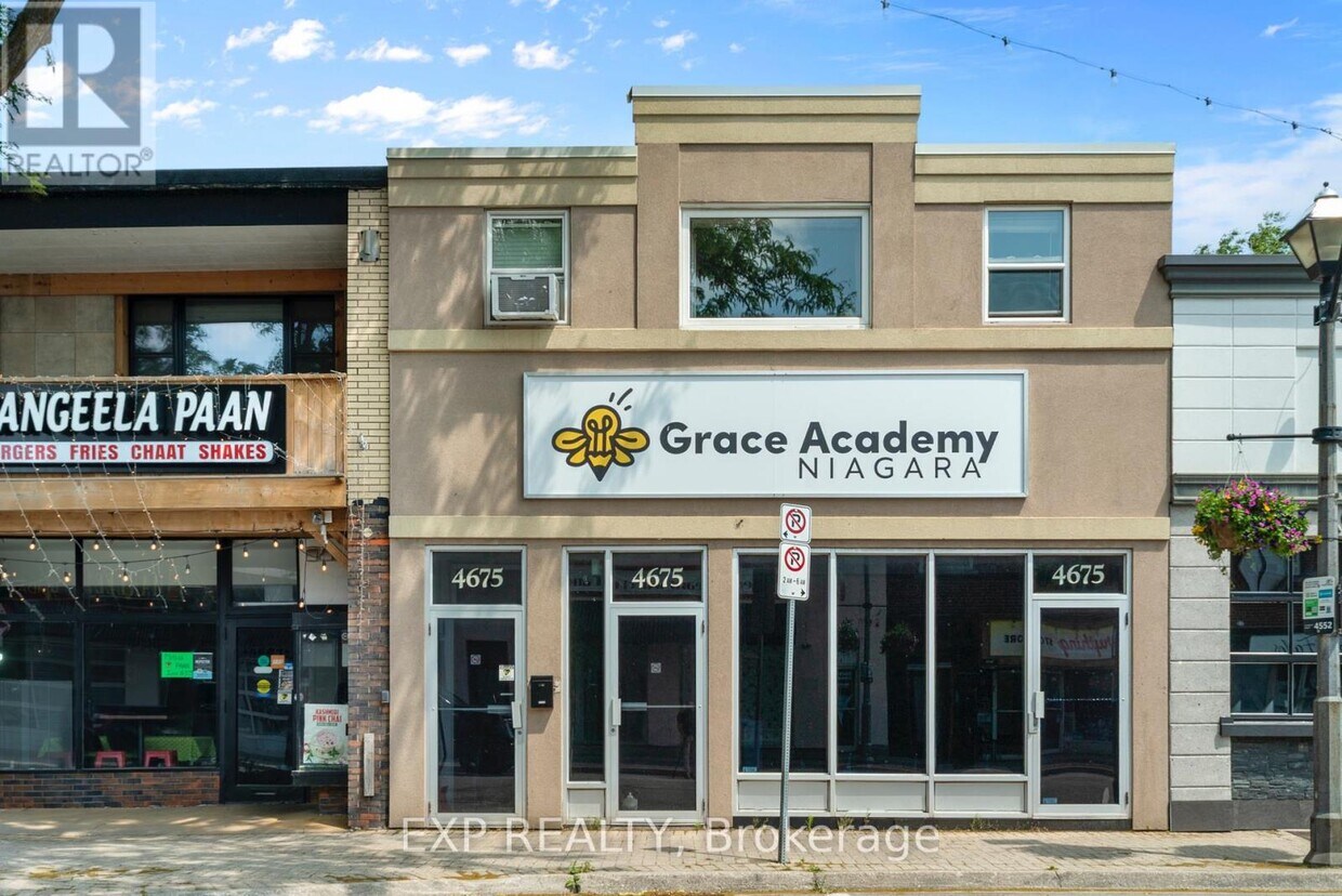 Photo principale - 4675-4675 Queen St
