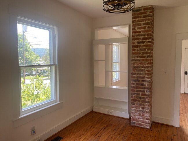 dining room/living room - 719 Altavista Ave