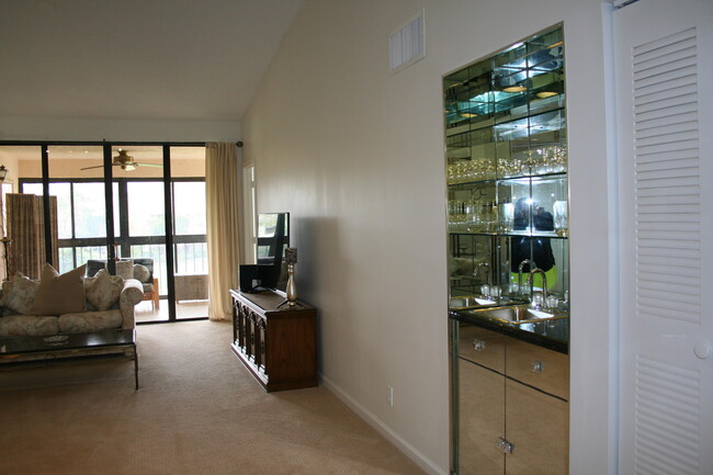Building Photo - 7458 Victory Ln