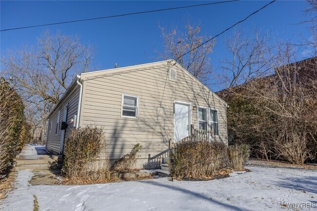 Foto del edificio - 1968 Mackenna Ave