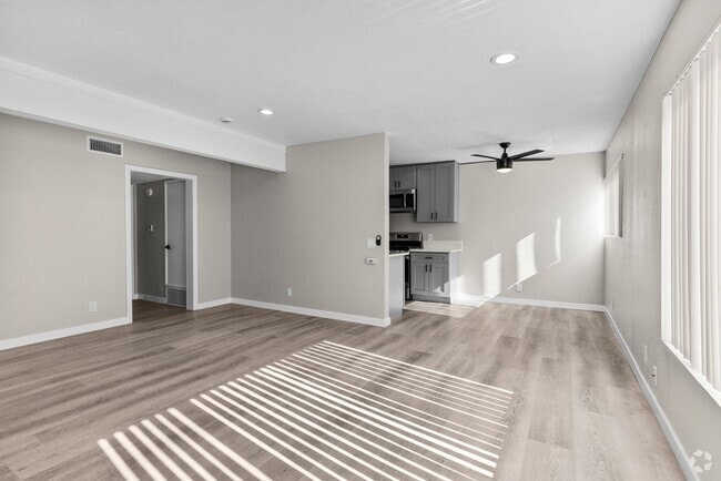 Building Photo - 8101 Larson Ave