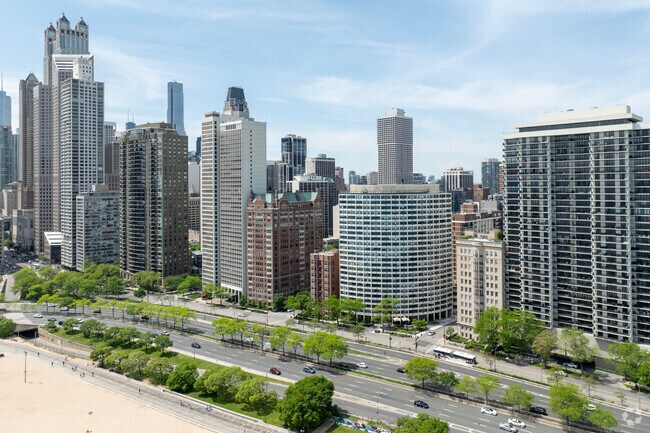 Aerial Photo - 1150 N Lake Shore Dr