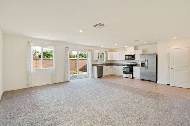 Foto del edificio - 7705 Forestdale Wy