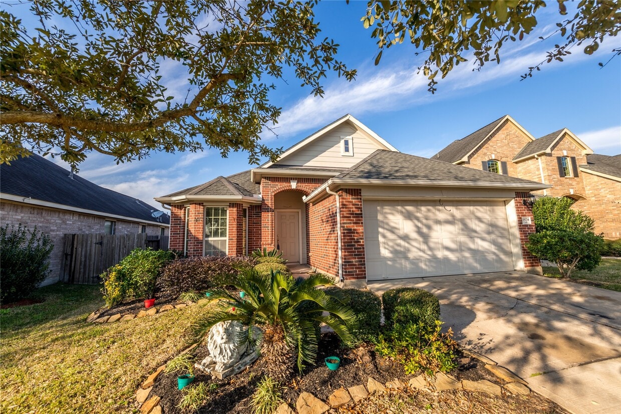 Foto principal - 19214 Garrett Knolls Ln