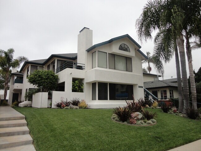 Building Photo - m390 - Lindboe