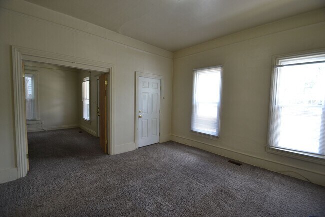 Foto del edificio - Cute 3 Bedroom 1 Bath Home - MileStone Rea...