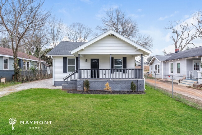 Building Photo - 318 Bailey St