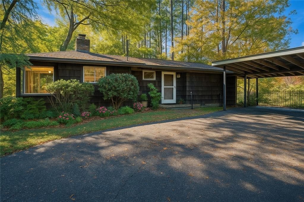 Primary Photo - 796 Wesley Dr NW