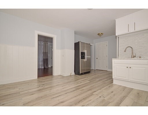 Building Photo - 1295 Hyde Park Ave