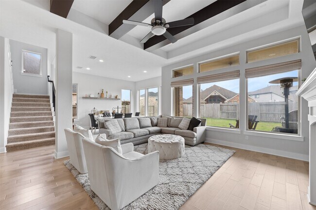 Foto del edificio - 1102 McMurtry Ridge Dr