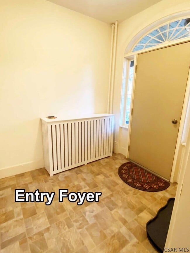 Building Photo - 214 Tioga St