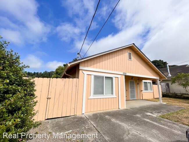 Building Photo - 4 br, 2 bath House - 1703 Cecil Avenue
