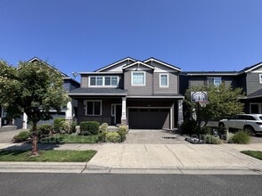 Building Photo - 17179 NW Trillium St