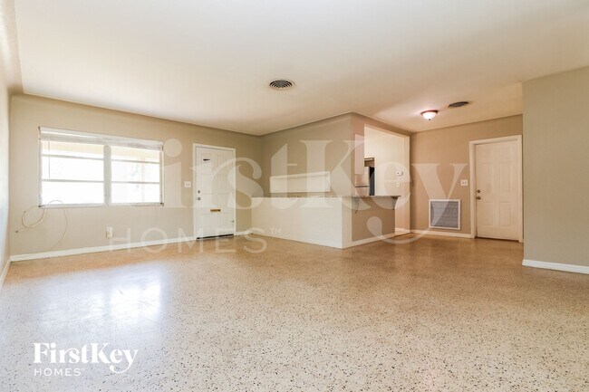 Foto del edificio - 5900 Grove St S