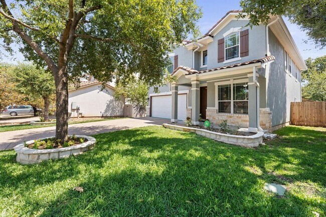 Building Photo - 15404 Interlachen Dr