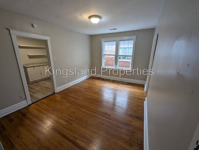 Building Photo - 4982 Oleatha Ave