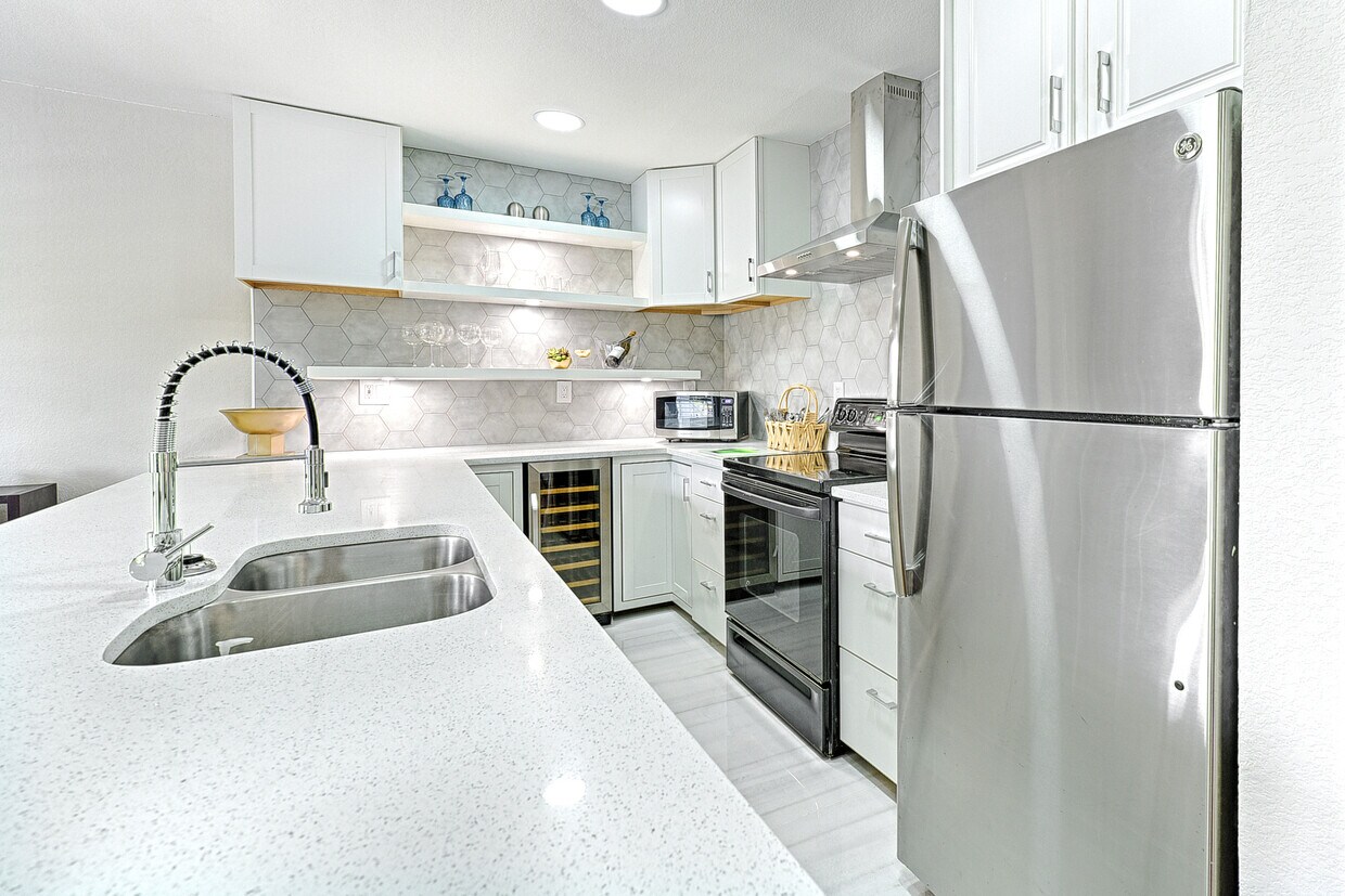 5937 E University Blvd Unit 230, Dallas, TX 75206 Condo for Rent in