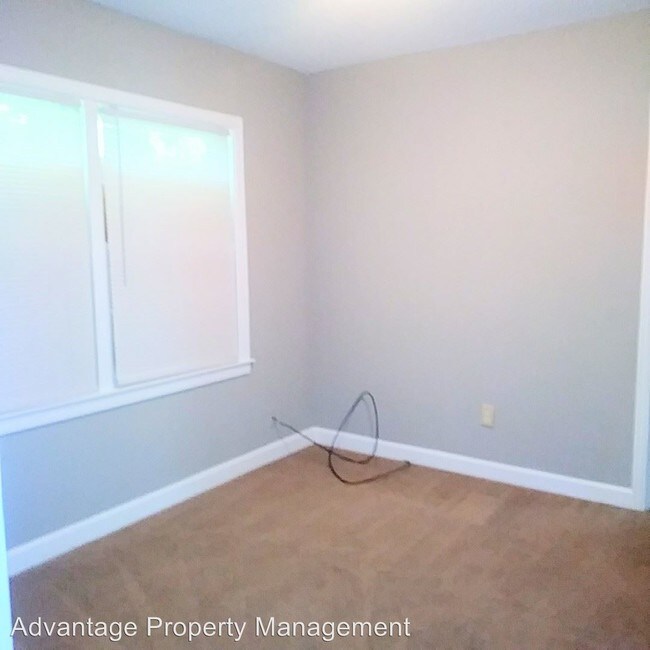 Building Photo - 3 br, 1 bath House - 1568 Frayser Blvd.
