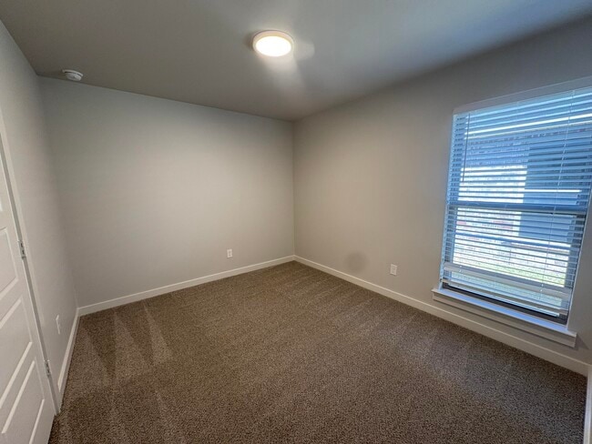 Building Photo - 8607 29th St