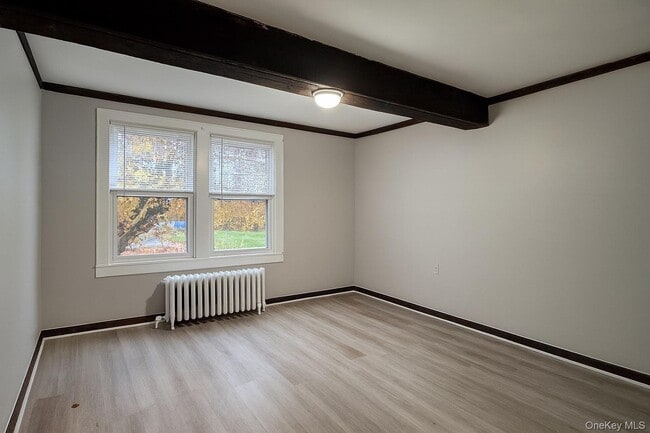 Building Photo - 2432 NY-300