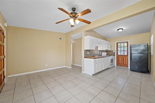 Foto del edificio - 289 43rd Terrace SE