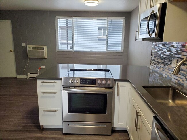 Foto del edificio - 341 N Garfield Ave