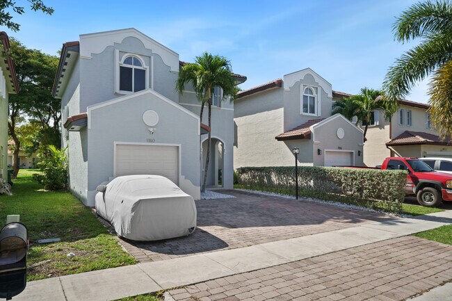 Foto del edificio - 1180 NE 41st Ave