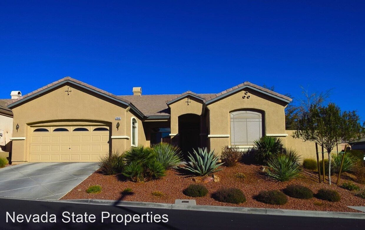 3 br, 2 bath House 10640 Warrior Court House Rental in Las Vegas
