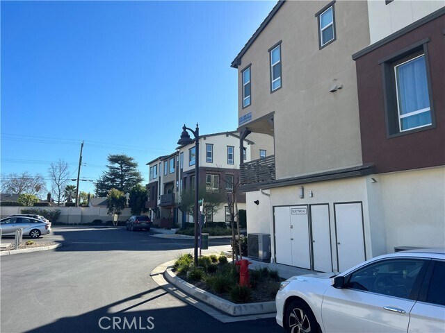 Building Photo - 1185 Harvest Dr