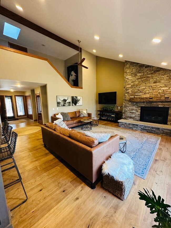 Foto del edificio - Sophisticated Condo Retreat on Old Mission Peninsula