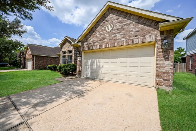 Foto del edificio - 7006 Kendall Lake Ct