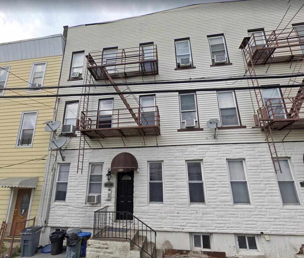188 South St, Jersey City, NJ 07307 House for Rent in Jersey City, NJ