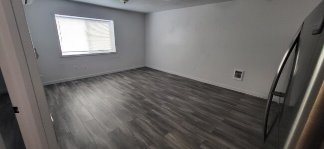 Foto del edificio - 318 N Tower Ave
