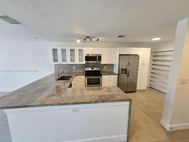 Building Photo - 9944 Costa Del Sol Blvd
