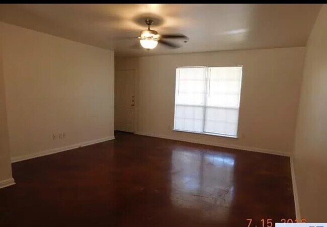 Building Photo - 3131 Douglas Fir Dr