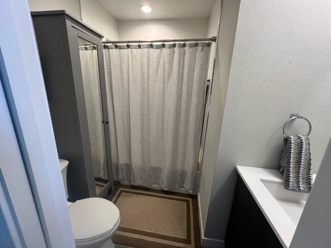 Photo - "Charming 2-Bed, 2.5-Bath Townhouse Retreat in Vibrant Denver Locale - 3822 Zenobia St!"