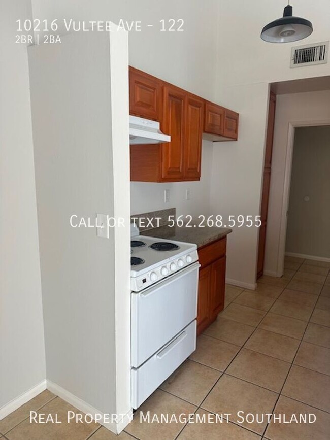 Building Photo - 10216 Vultee Ave