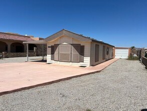 Building Photo - 14854 E 53rd Dr
