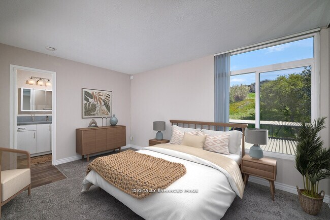 Foto del edificio - Creekwood Villas